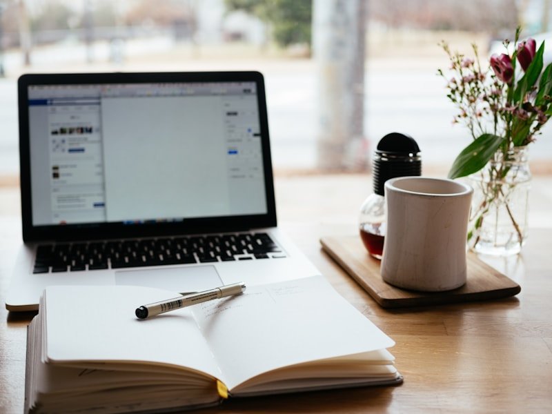 Online training programs — professional engaged in self-paced learning